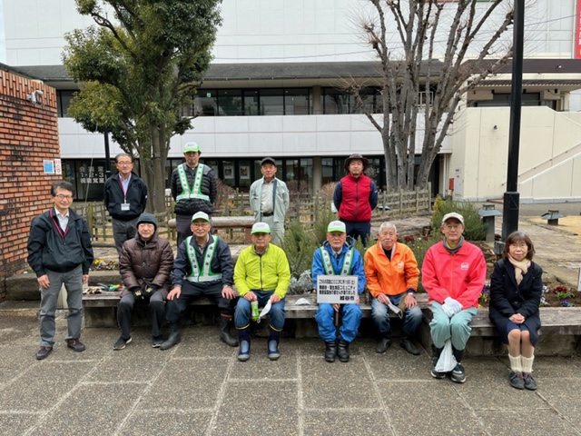 越谷サンシティ花壇 只今 養生中 近々花壇植替えの予定